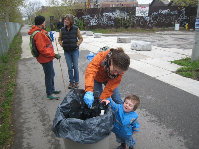 Cleaning up the Railpath: Photo by Vic Gedris, 2012-04-21.