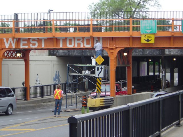 Dupont Bridge gets painted with Railpath lettering