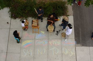  Looking down from the Wallace Ave. pedestrian bridge at the band who were playing while watiting for the Human Train to arrive.