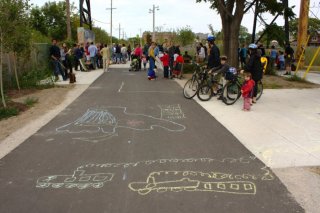  Local kids drew images of dirty diesel trains.